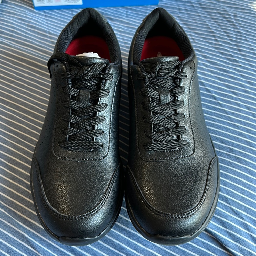 Women’s 9.5 m Rai II black NWT